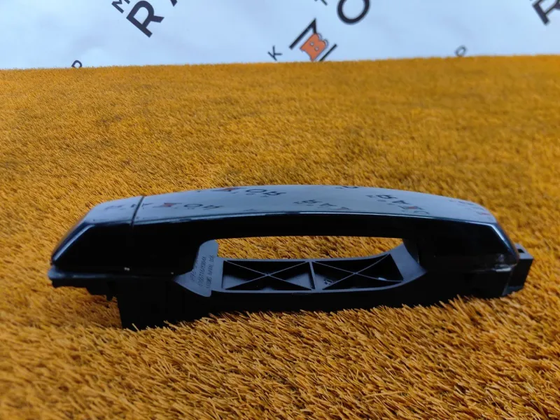 Ручка двери наружняя