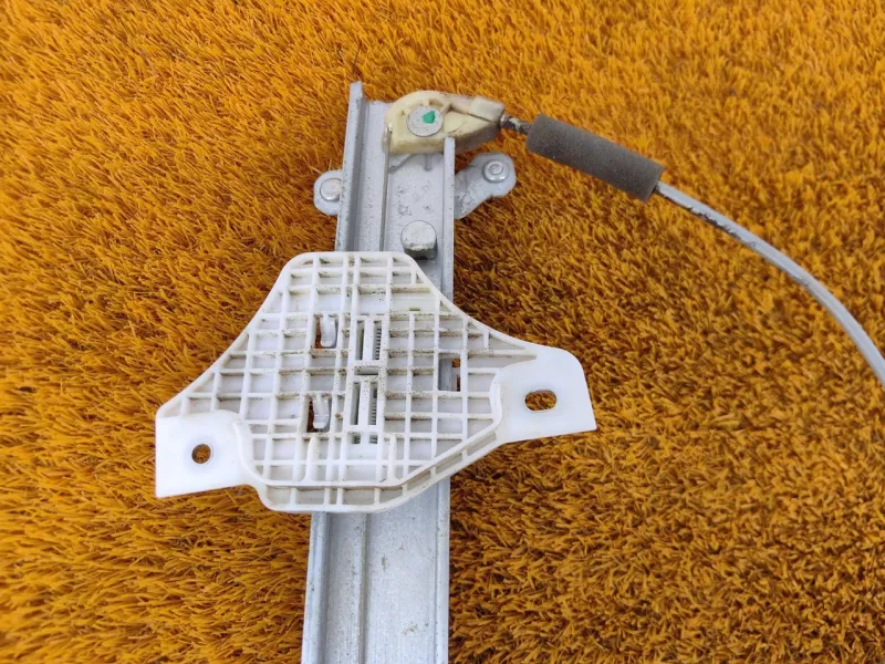 Стеклоподъемник