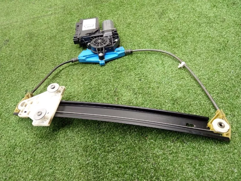 Стеклоподъемник Audi A4 2005 8E0839461B B7, задний левый