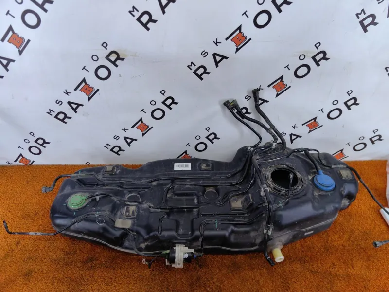 Бак топливный