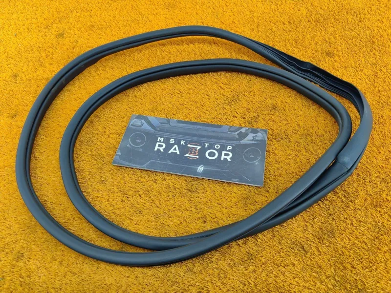 Уплотнитель проема двери