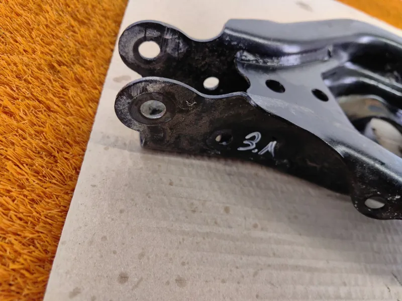 Рычаг подвески