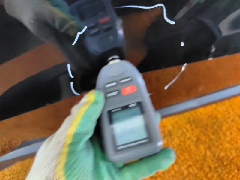 Дверь боковая