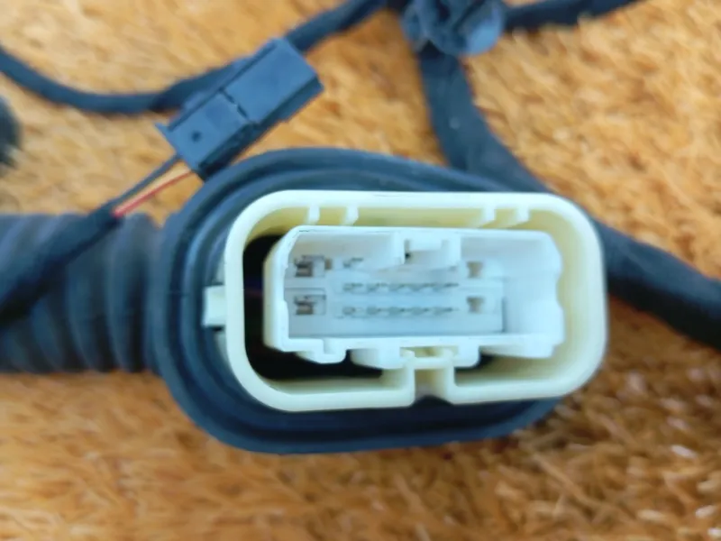 Проводка двери