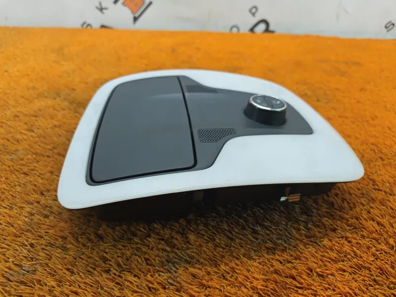 Плафон салона