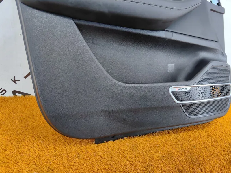 Обшивка двери