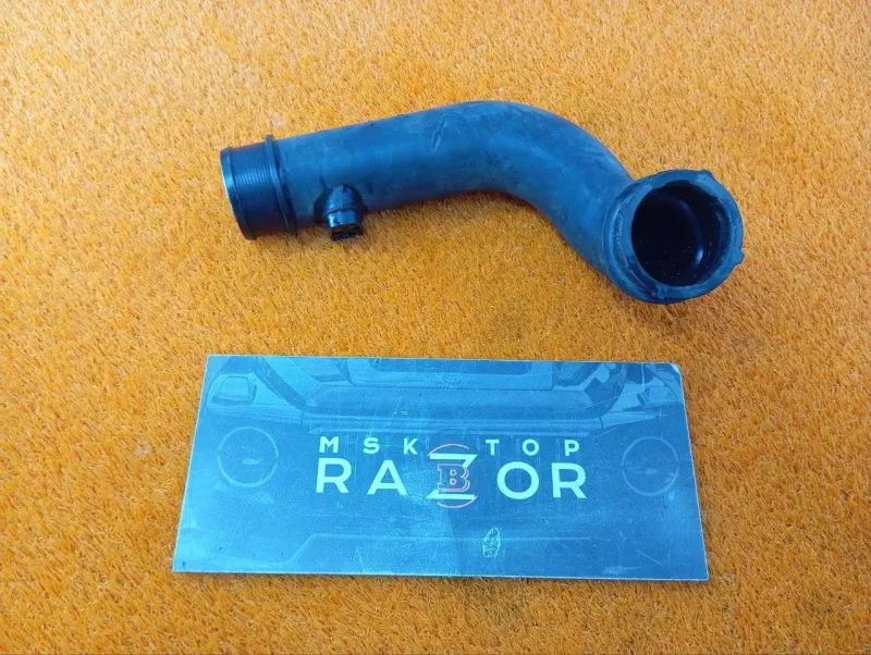 Патрубок интеркулера