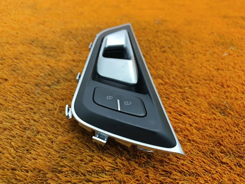 Ручка двери внутренняя