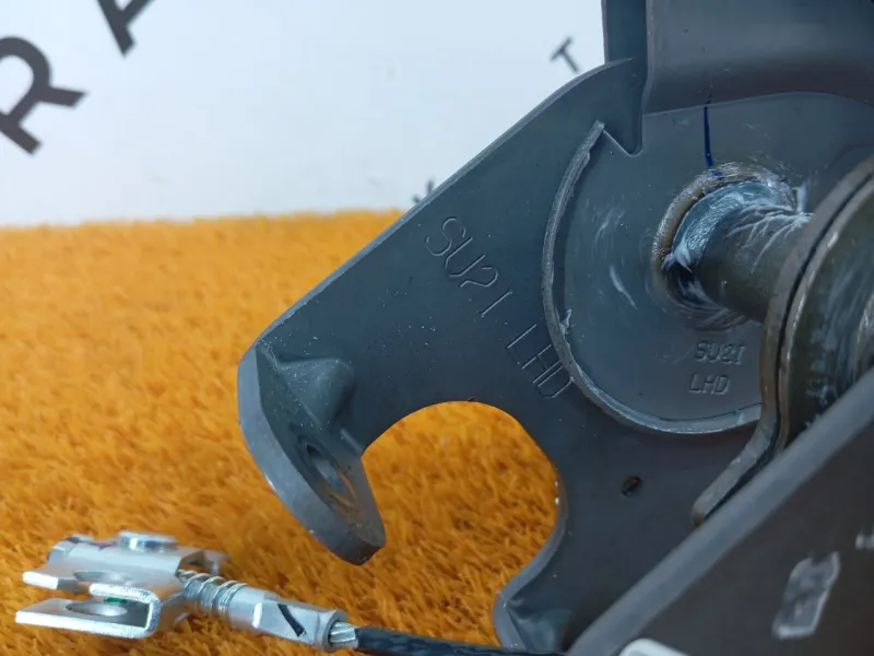 Рычаг стояночного тормоза