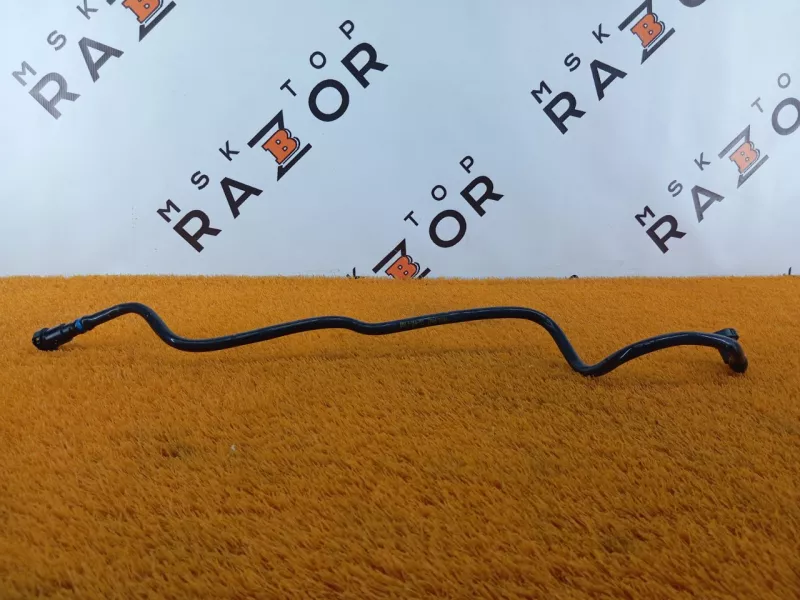 Трубка топливная