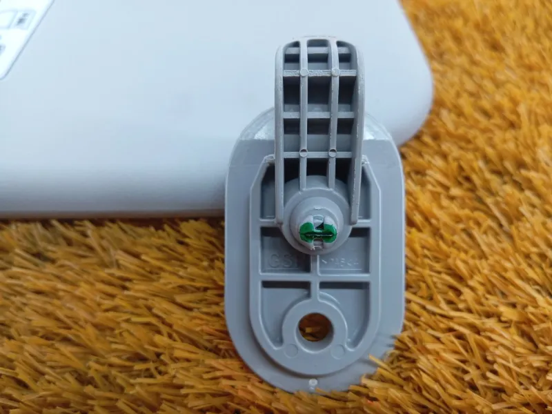 Козырек солнцезащитный