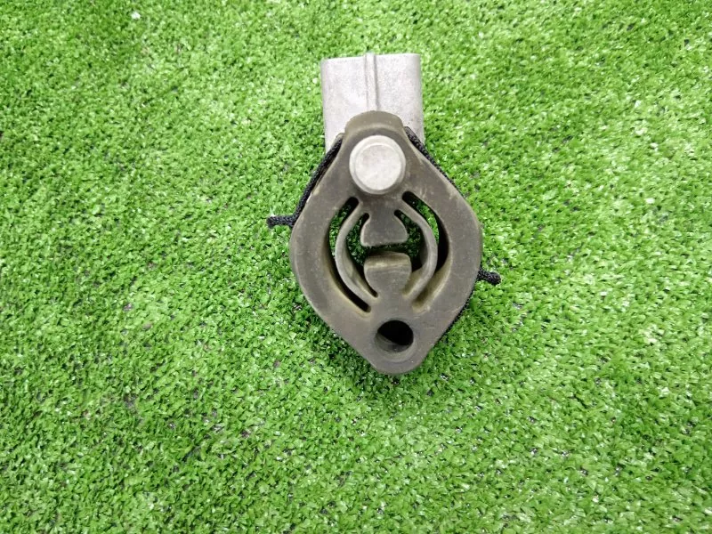 Крепление глушителя Audi A5 2019 4M0253147C 2 CYR, заднее левое