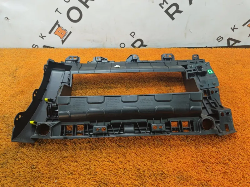 Накладка под торпедо