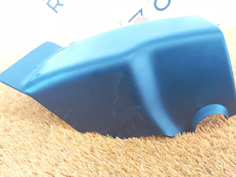 Кожух рулевой колонки