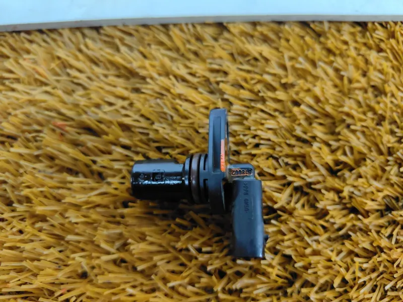 Датчик положения распредвала