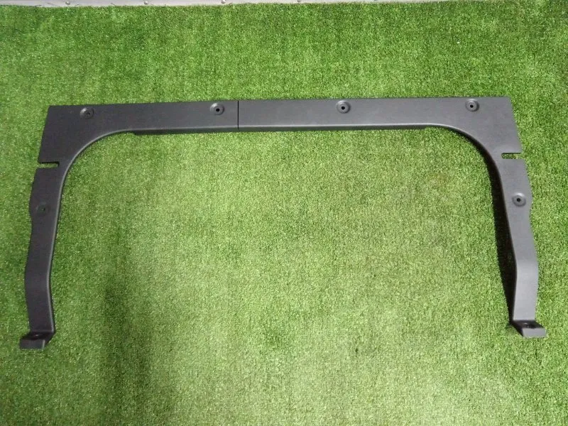 Накладка крышки багажника