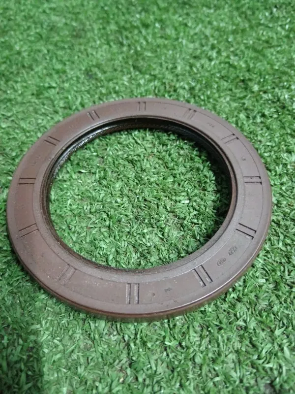 Сальник коленвала задний