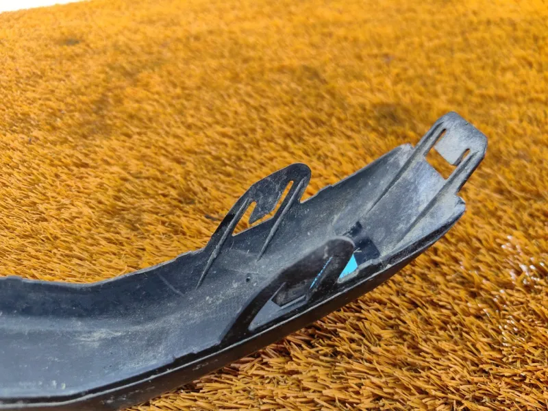 Накладка бампера