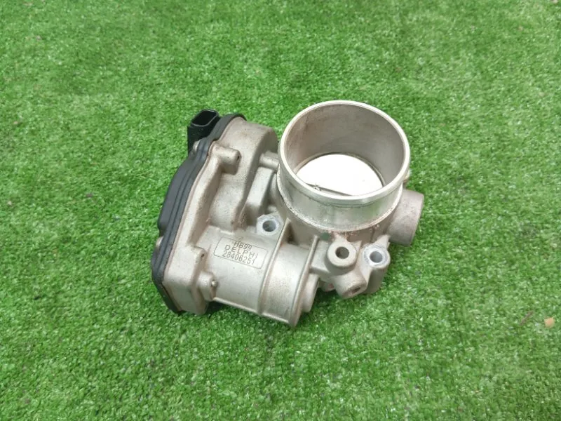 Дроссельная заслонка