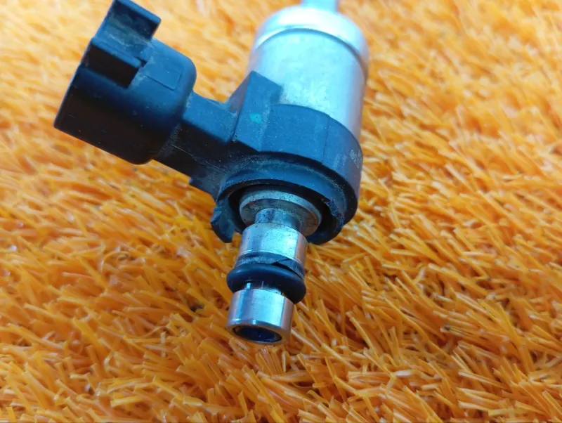 Форсунка топливная