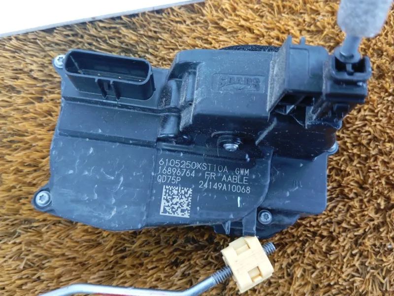 Замок двери