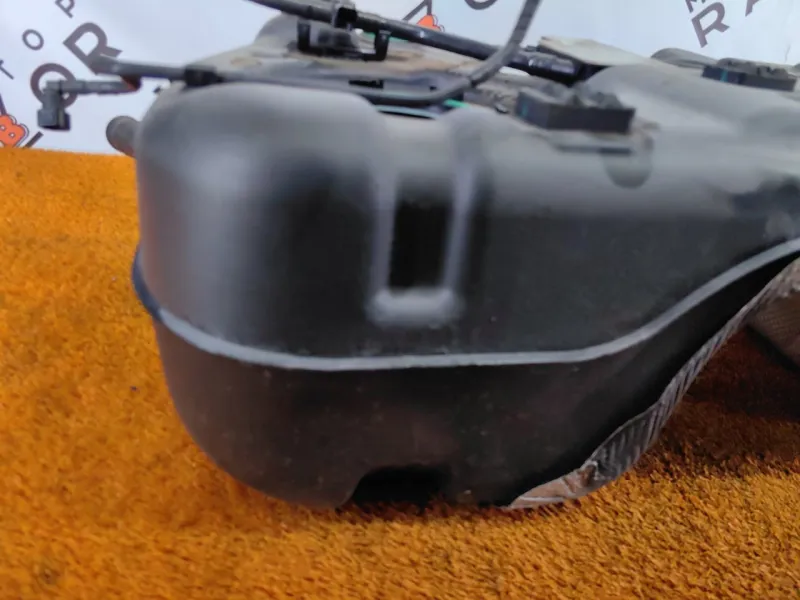 Бак топливный