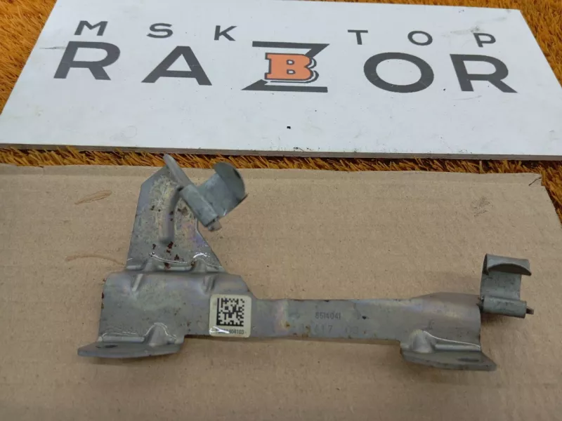 Кронштейн BMW X3 2018 8514041 G01 B47