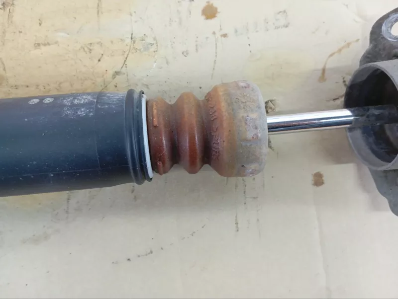 Амортизатор подвески