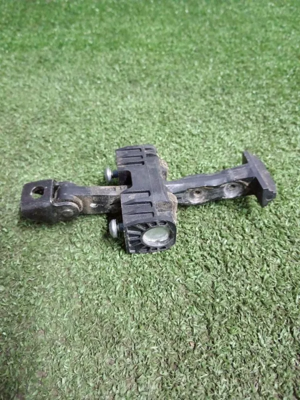 Ограничитель двери BMW 3-Series 2005 51227176808 E90, задний