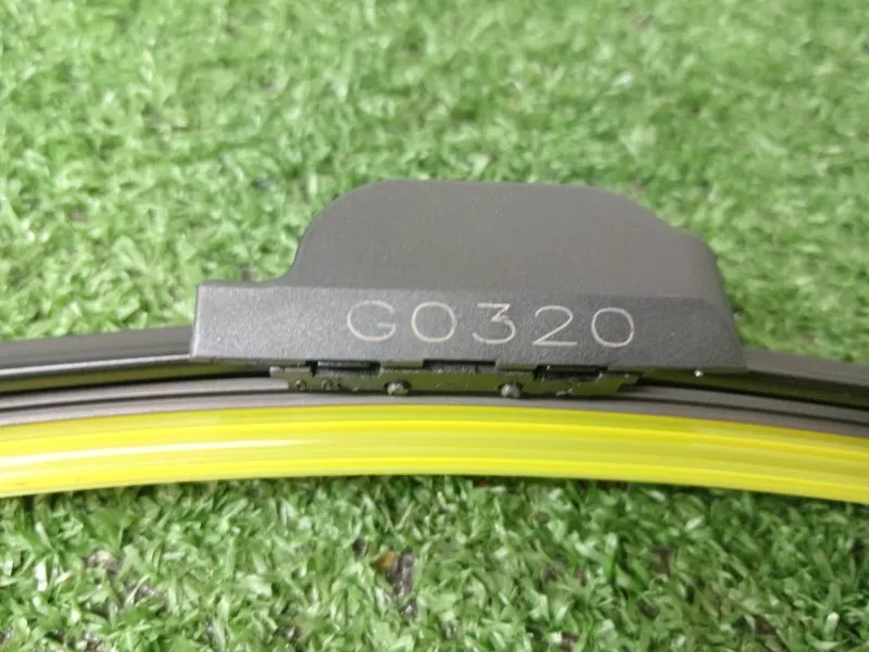 Щетка стеклоочистителя