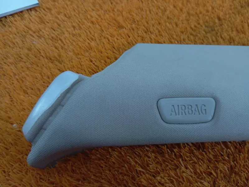 Накладка на стойку кузова