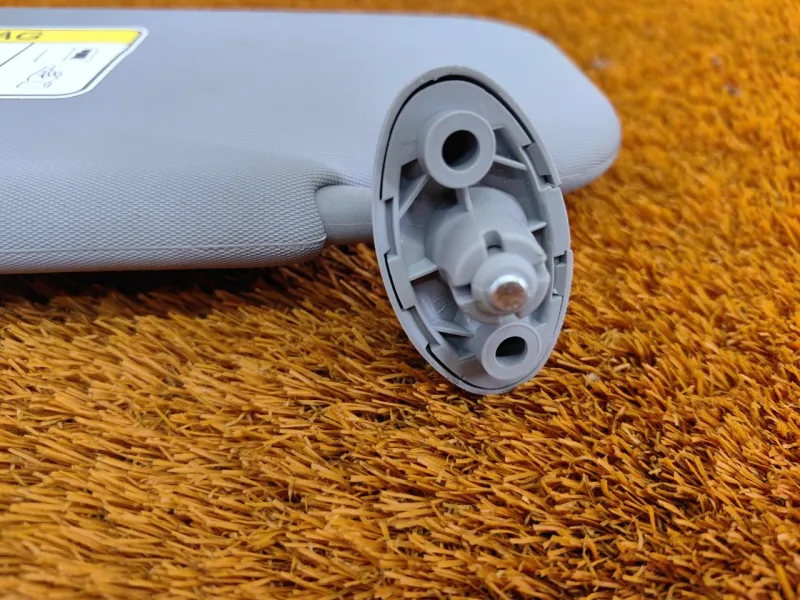 Козырек солнцезащитный