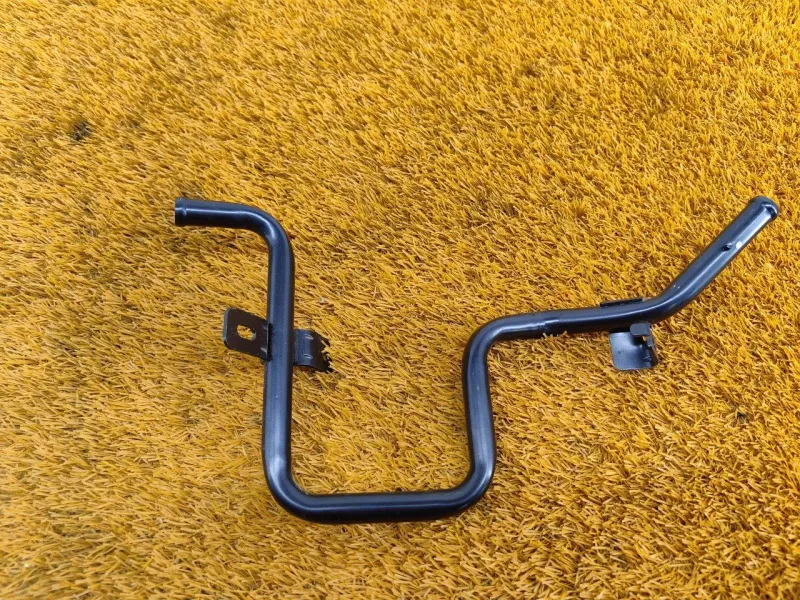 Трубка системы охлаждения