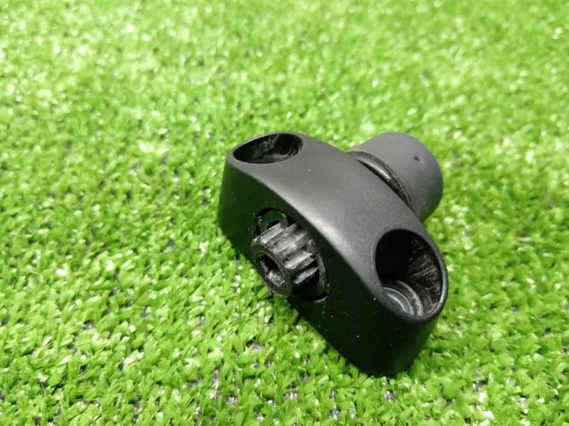 Отбойник крышки багажника