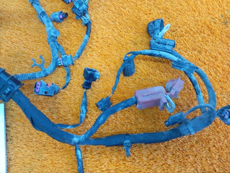 Проводка подкапотная