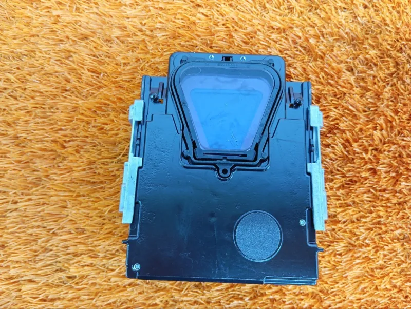 Камера переднего вида