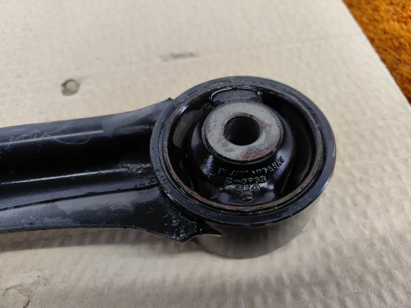 Рычаг подвески