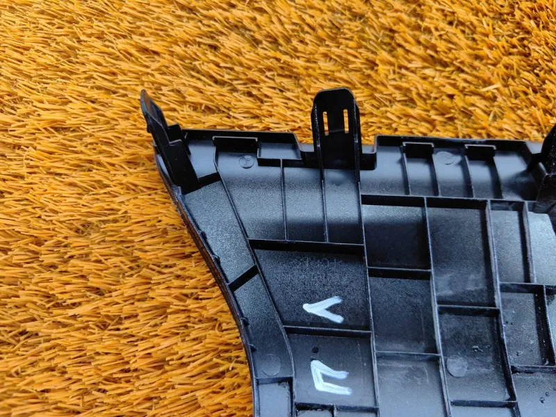 Накладка на торпедо