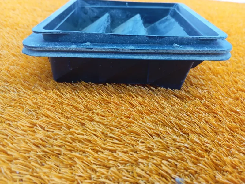 Решетка вентиляционная