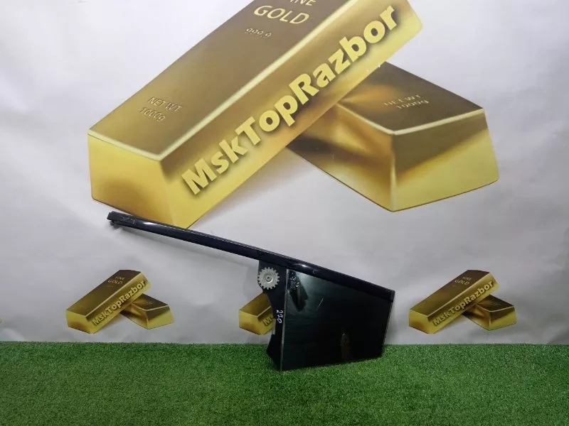 Форточка двери