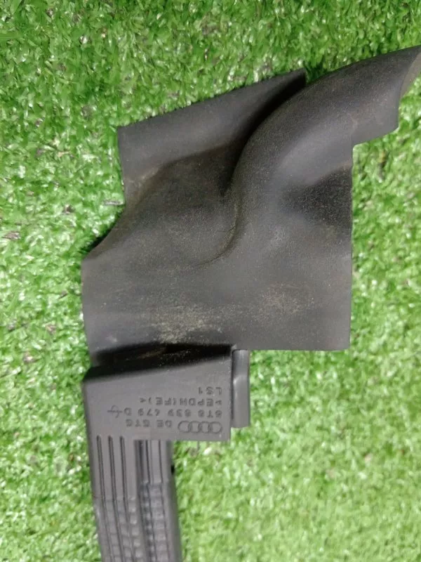 Уплотнитель стекла двери