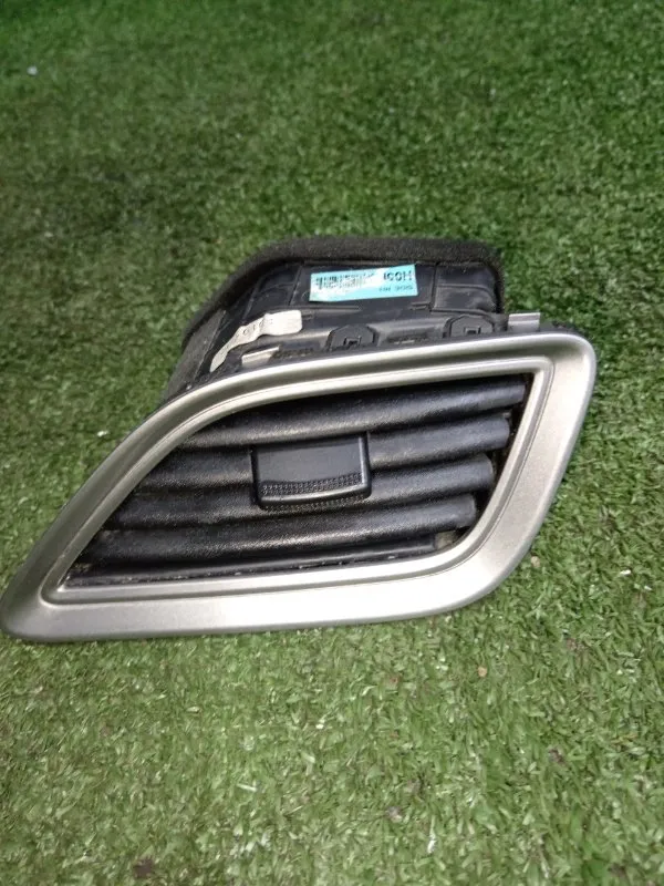 Решетка вентиляционная