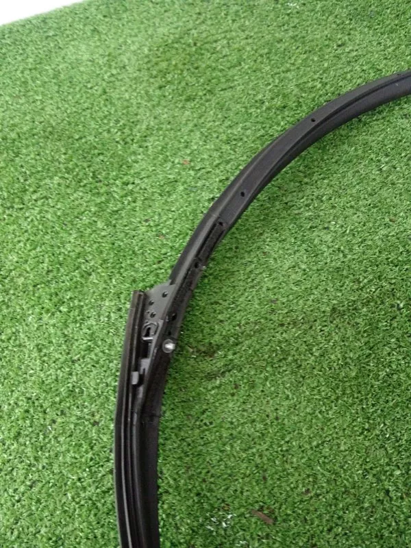 Уплотнитель двери