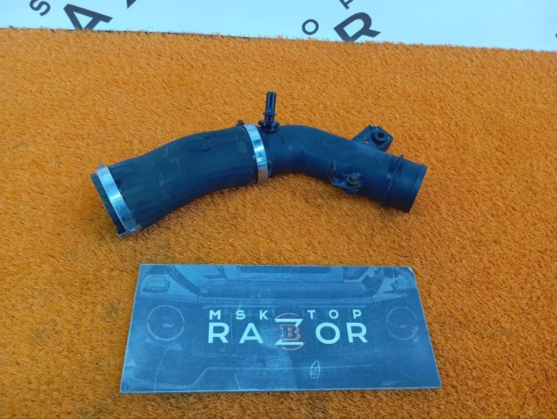 Патрубок интеркулера