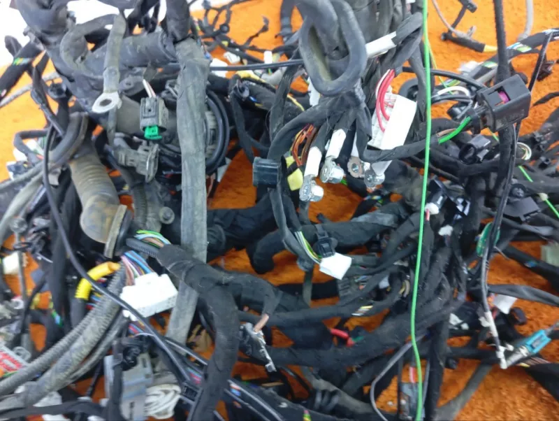 Проводка подкапотная