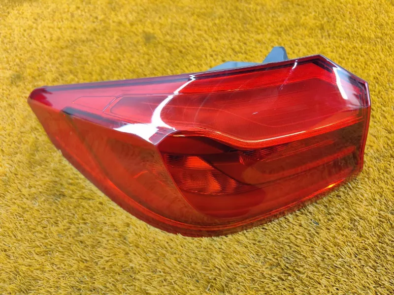 Фонарь задний