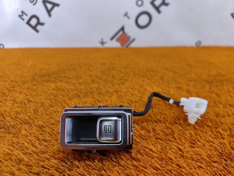 Кнопка стеклоподъемника