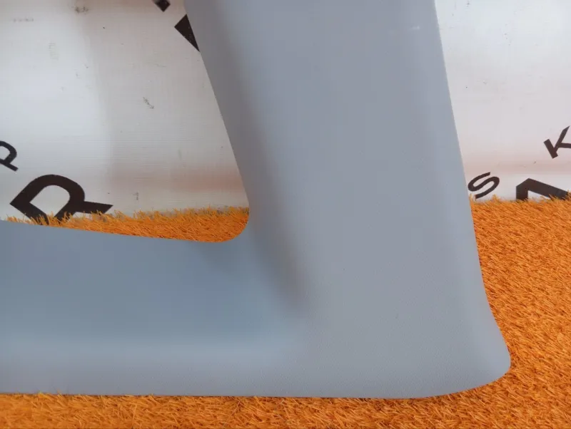 Накладка на стойку кузова