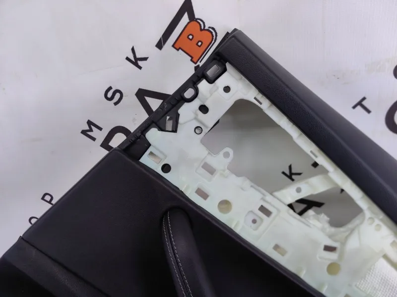 Обшивка двери