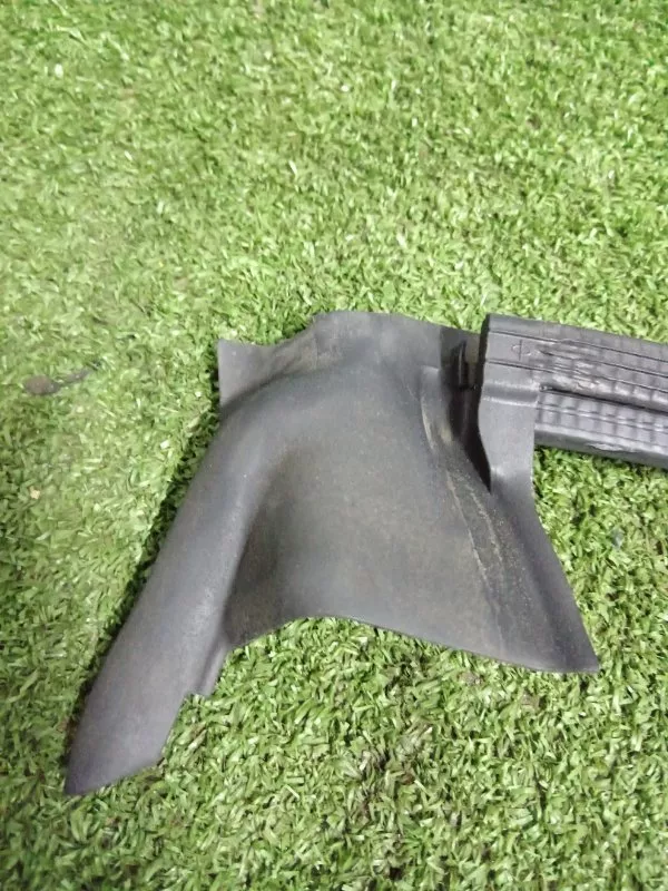 Уплотнитель стекла двери